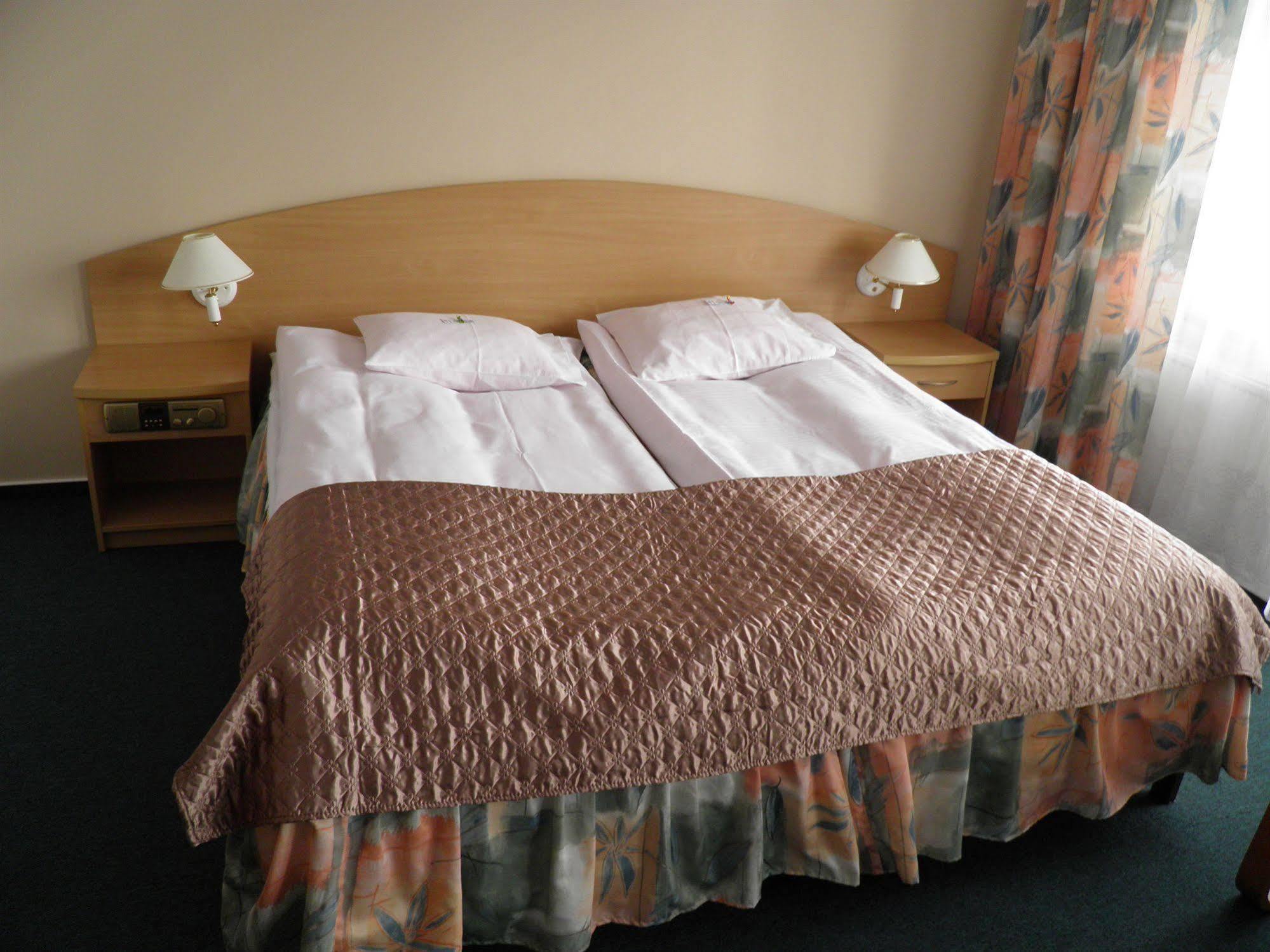 Hotel Gromada Medical Spa Busko-Zdrój Εξωτερικό φωτογραφία