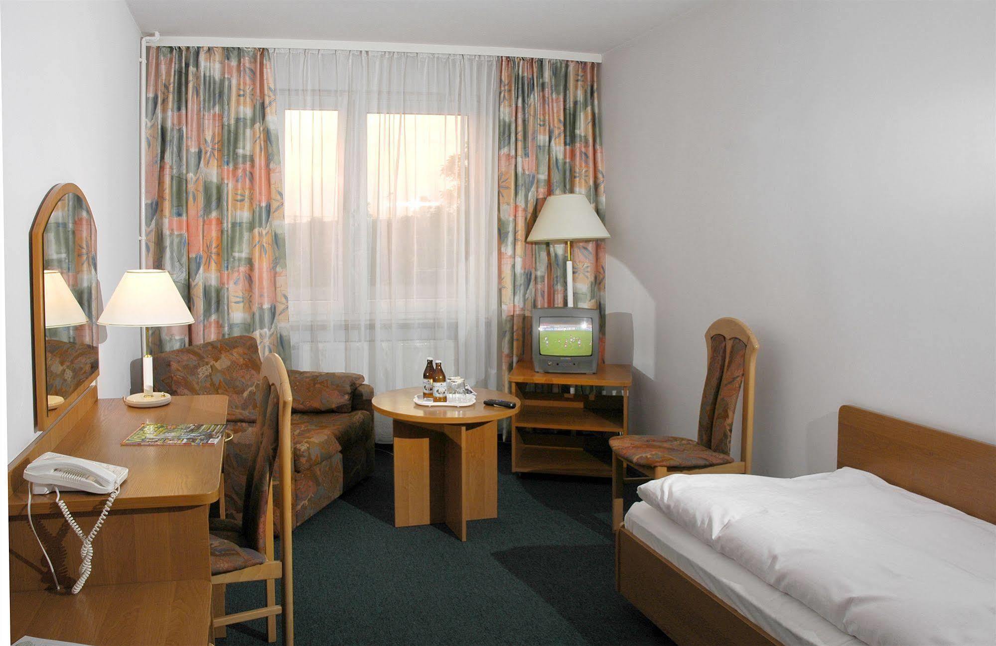 Hotel Gromada Medical Spa Busko-Zdrój Εξωτερικό φωτογραφία