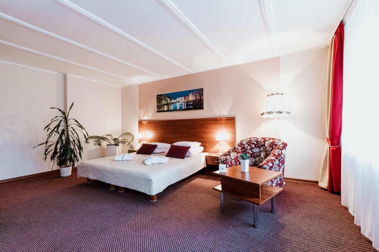Hotel Gromada Medical Spa Busko-Zdrój Εξωτερικό φωτογραφία