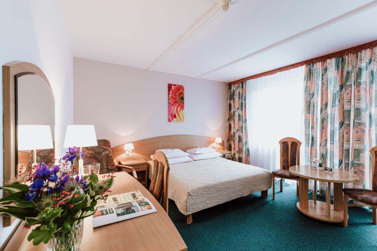 Hotel Gromada Medical Spa Busko-Zdrój Εξωτερικό φωτογραφία